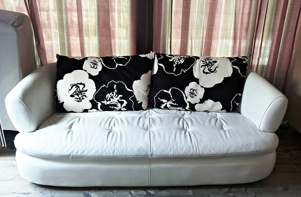 Lucas 10 Apartments คลูจ-นาโปกา ภายนอก รูปภาพ