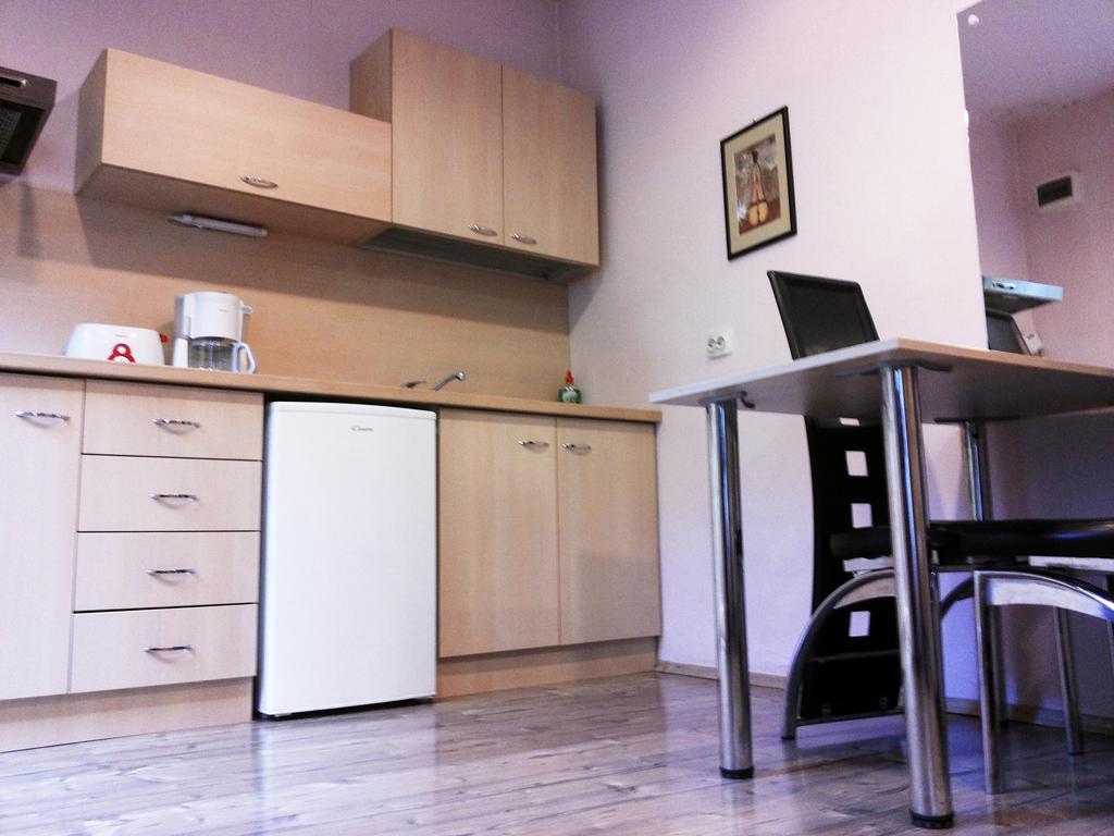 Lucas 10 Apartments คลูจ-นาโปกา ห้อง รูปภาพ