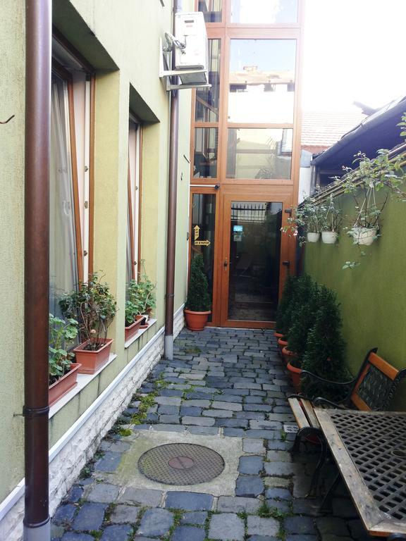 Lucas 10 Apartments คลูจ-นาโปกา ภายนอก รูปภาพ